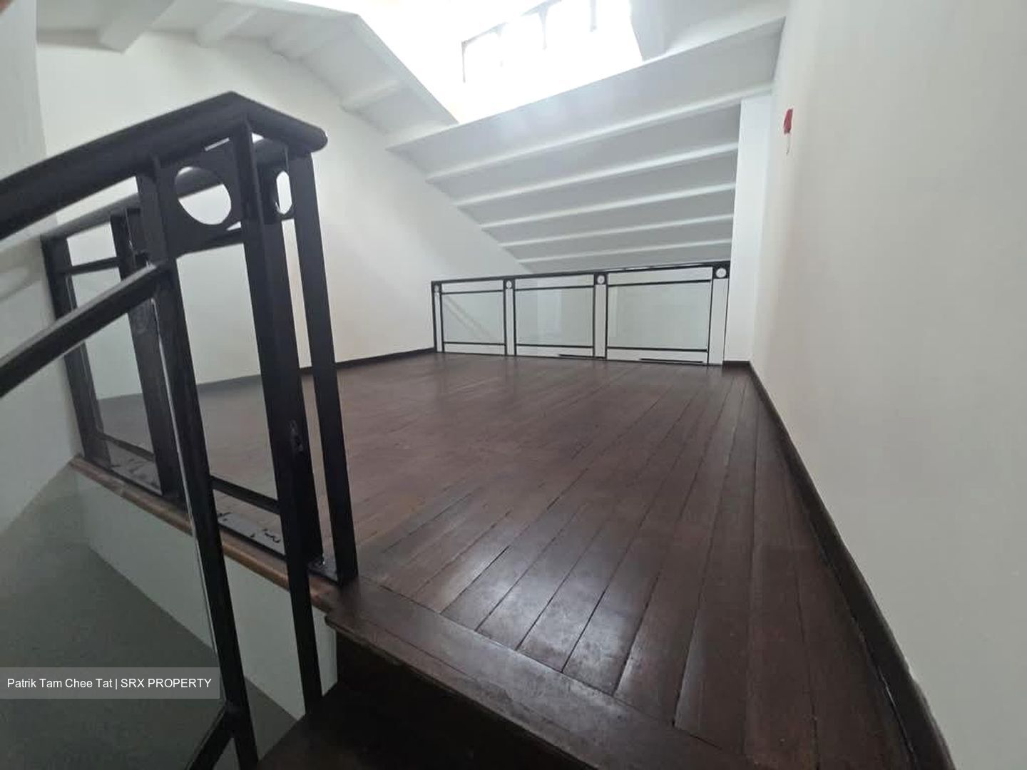 Jalan Pisang (D7), Shop House #540086291